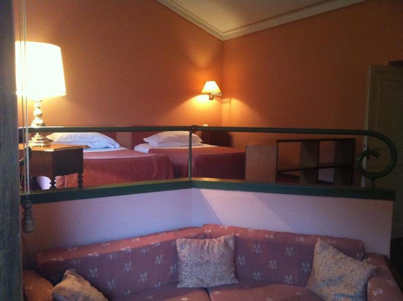 Hotel Gattapone Сполето Экстерьер фото