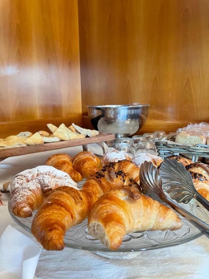 Hotel Gattapone Сполето Экстерьер фото