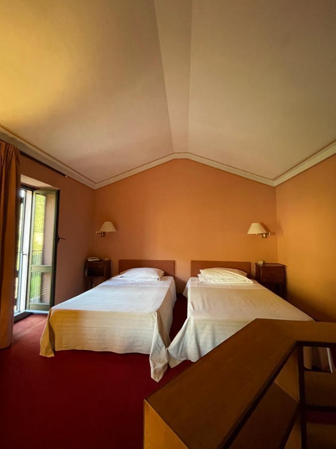 Hotel Gattapone Сполето Экстерьер фото