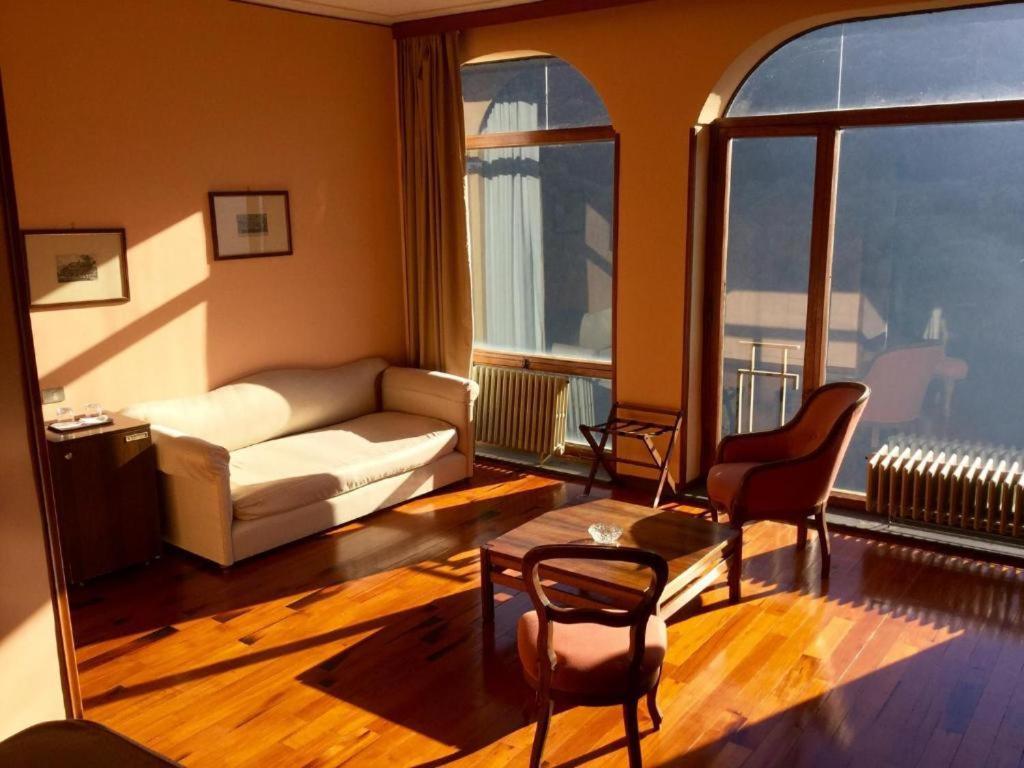 Hotel Gattapone Сполето Экстерьер фото
