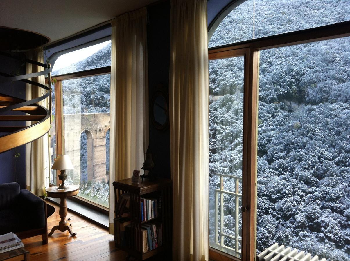 Hotel Gattapone Сполето Экстерьер фото