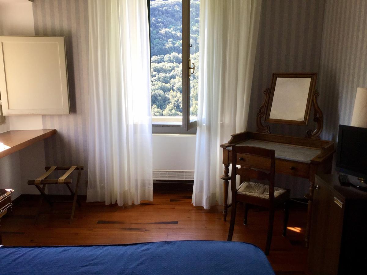 Hotel Gattapone Сполето Экстерьер фото