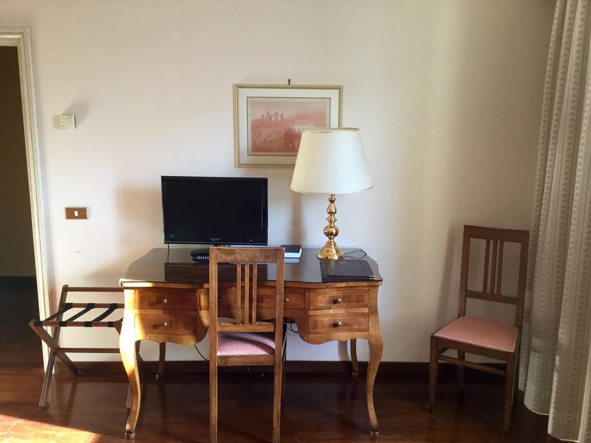 Hotel Gattapone Сполето Экстерьер фото